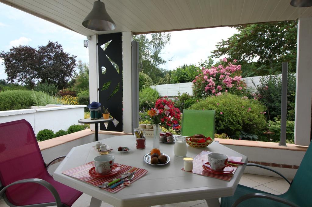 Jardin De Marceau Bed and Breakfast Blasimon Buitenkant foto